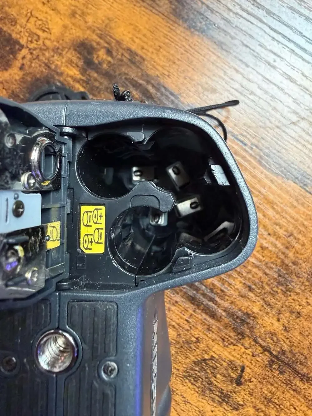PARTS Nikon Coolpix 990 3.34MP Digital Camera Vintage Swivel Design - E990